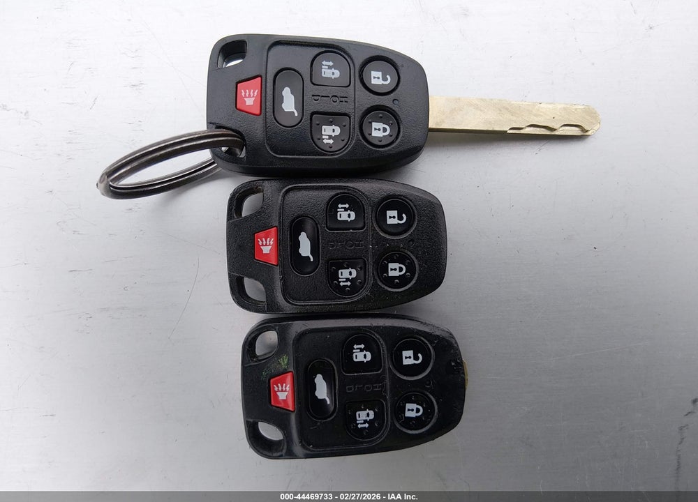 2011 HONDA ODYSSEY EX-L VIN: 5FNRL5H6XBB065737
