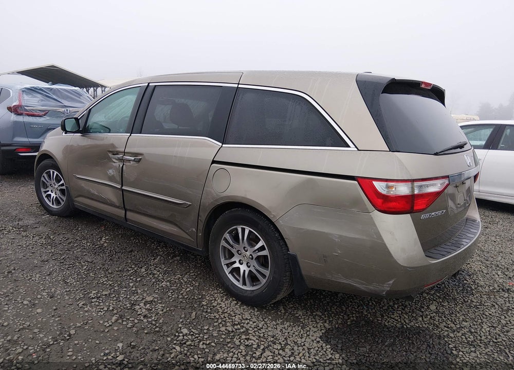 2011 HONDA ODYSSEY EX-L VIN: 5FNRL5H6XBB065737