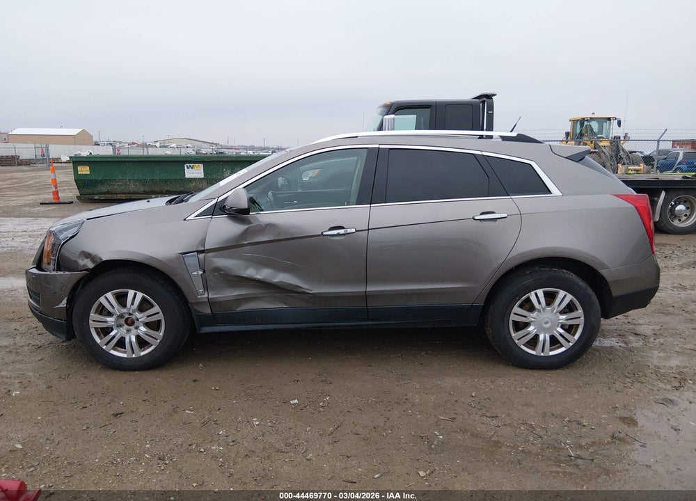 2011 CADILLAC SRX LUXURY COLLECTION VIN: 3GYFNAEY0BS598581