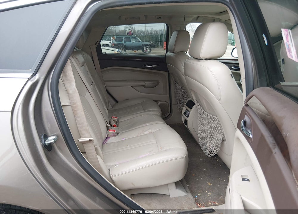 2011 CADILLAC SRX LUXURY COLLECTION VIN: 3GYFNAEY0BS598581