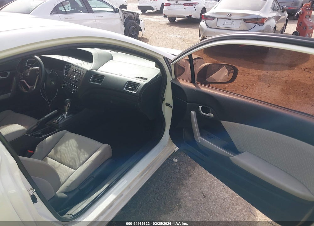 2015 HONDA CIVIC LX VIN: 2HGFG3B5XFH514332