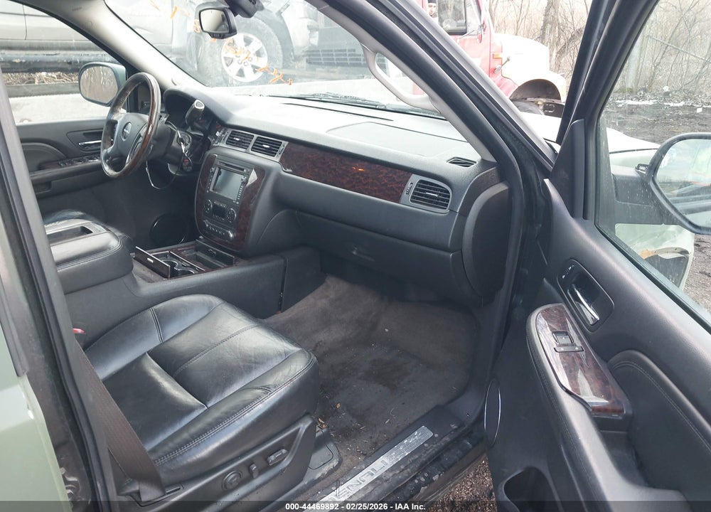 2008 GMC YUKON XL 1500 DENALI VIN: 1GKFK66838J249486