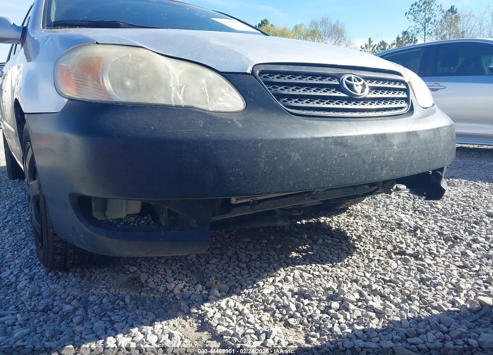 2005 TOYOTA COROLLA LE VIN: 2T1BR32E95C558211