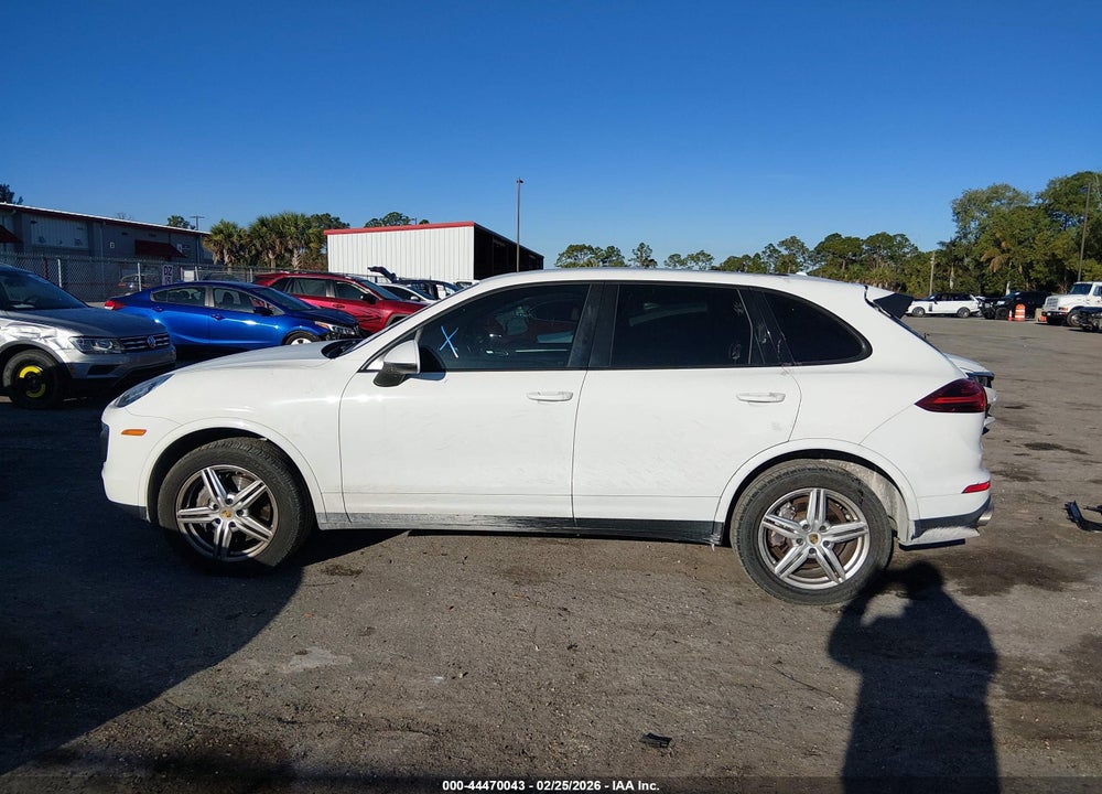2017 PORSCHE CAYENNE PLATINUM EDITION VIN: WP1AA2A27HKA81851