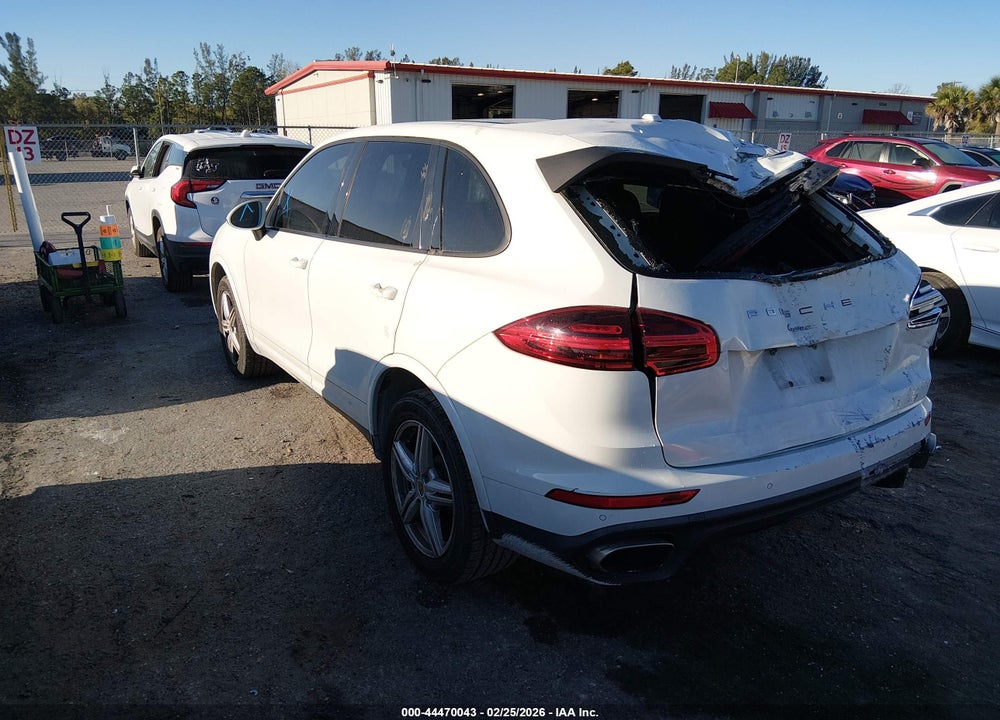 2017 PORSCHE CAYENNE PLATINUM EDITION VIN: WP1AA2A27HKA81851