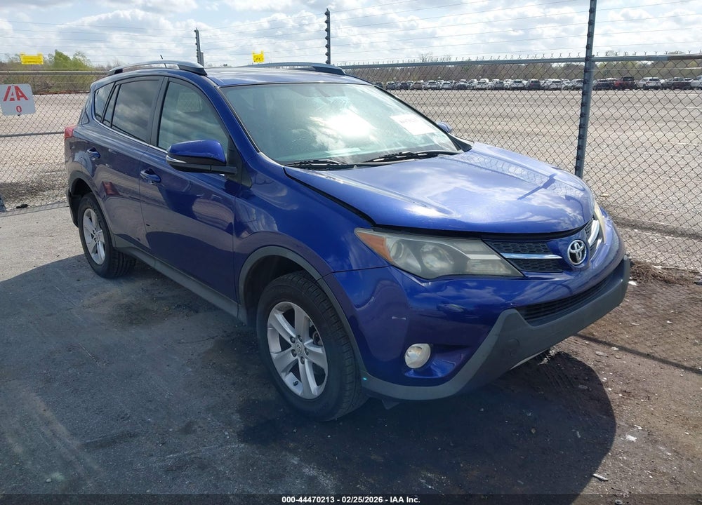 2014 TOYOTA RAV4 XLE VIN: 2T3WFREV0EW095048