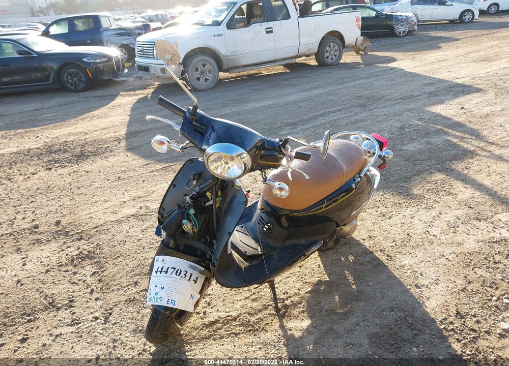 2013 SYM FIDDLE II 125 VIN: RFGBS1HE7DXAW1156