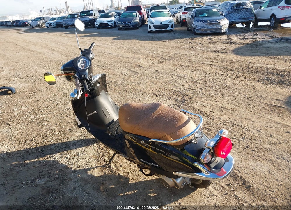 2013 SYM FIDDLE II 125 VIN: RFGBS1HE7DXAW1156