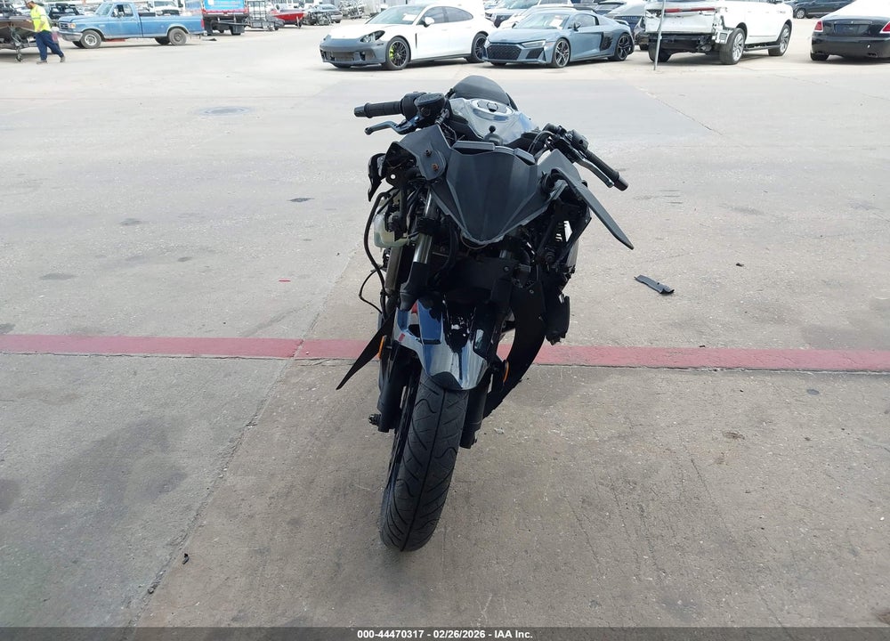2018 KAWASAKI EX400 VIN: JKAEXKG13JDA10721