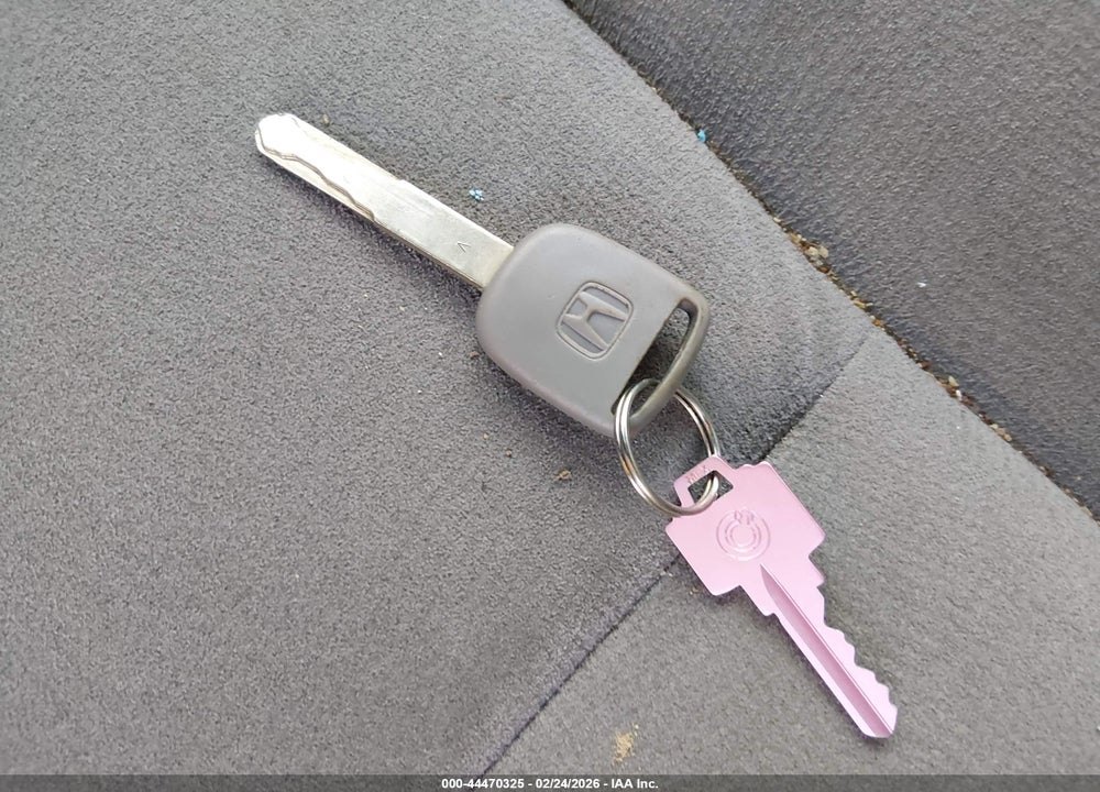 2008 HONDA CIVIC LX VIN: 2HGFA16598H327196