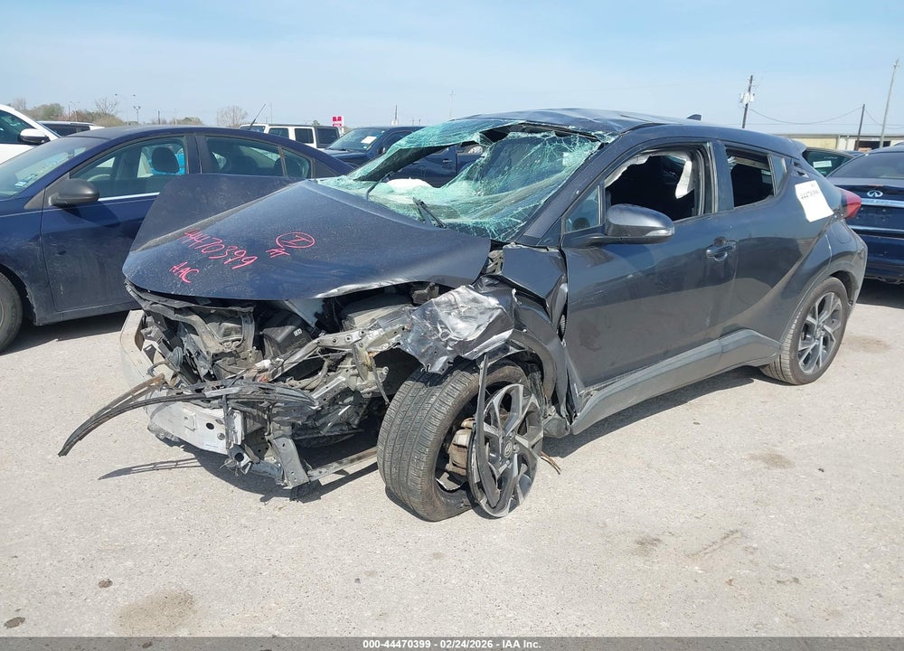 2018 TOYOTA C-HR XLE VIN: NMTKHMBX1JR004204