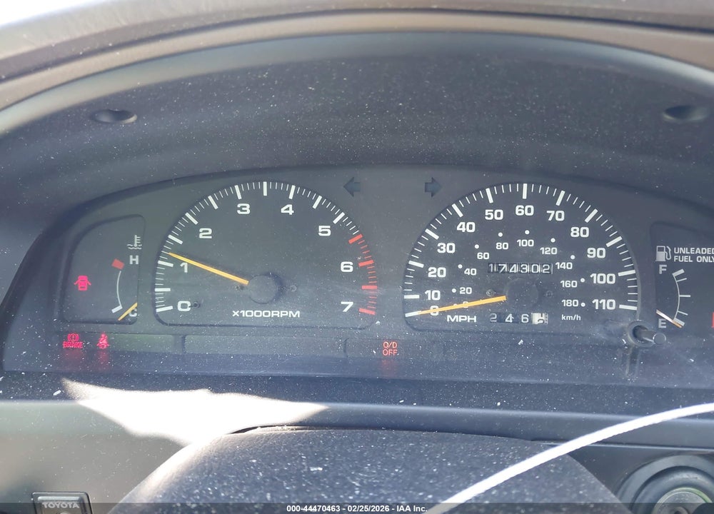 1997 TOYOTA 4RUNNER VIN: JT3GM84R0V0018844