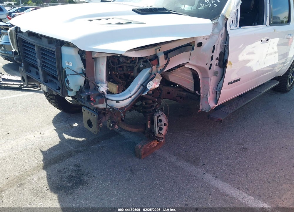 2020 RAM 1500 LAIE  4X2 5'7 BOX VIN: 1C6RREJT2LN121713