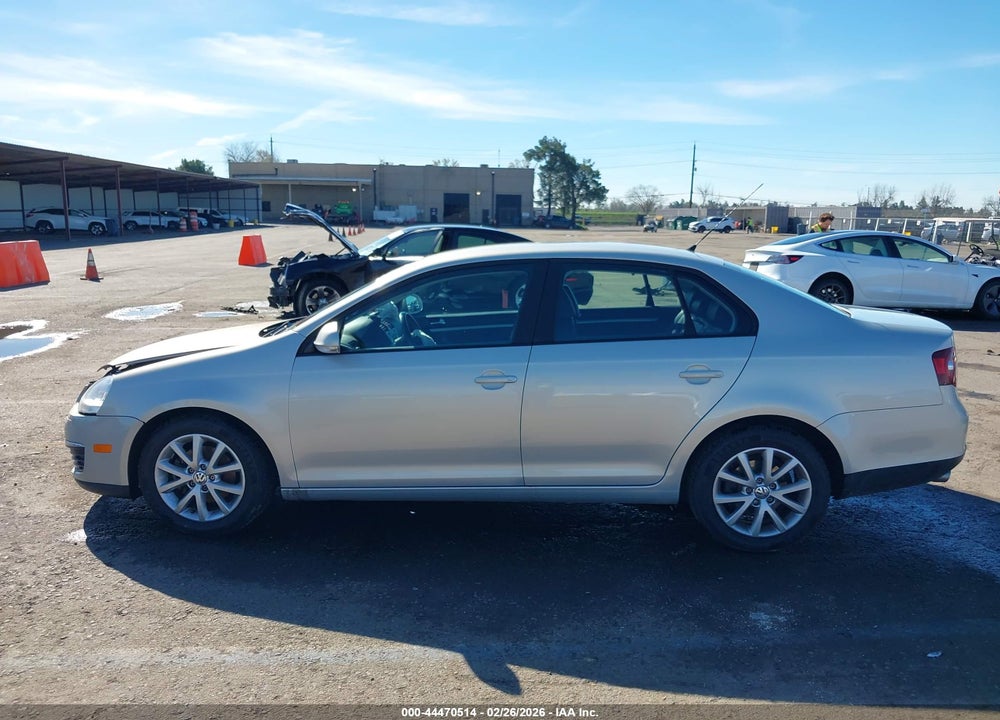 2010 VOLKSWAGEN JETTA LIMITED EDITION VIN: 3VWAZ7AJ0AM092460