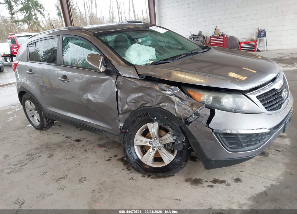 2011 KIA SPORTAGE LX VIN: KNDPBCA28B7083746