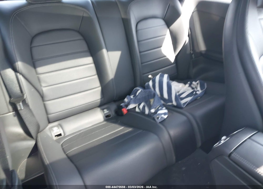 2019 MERCEDES-BENZ C 300 VIN: WDDWJ8DB8KF862034