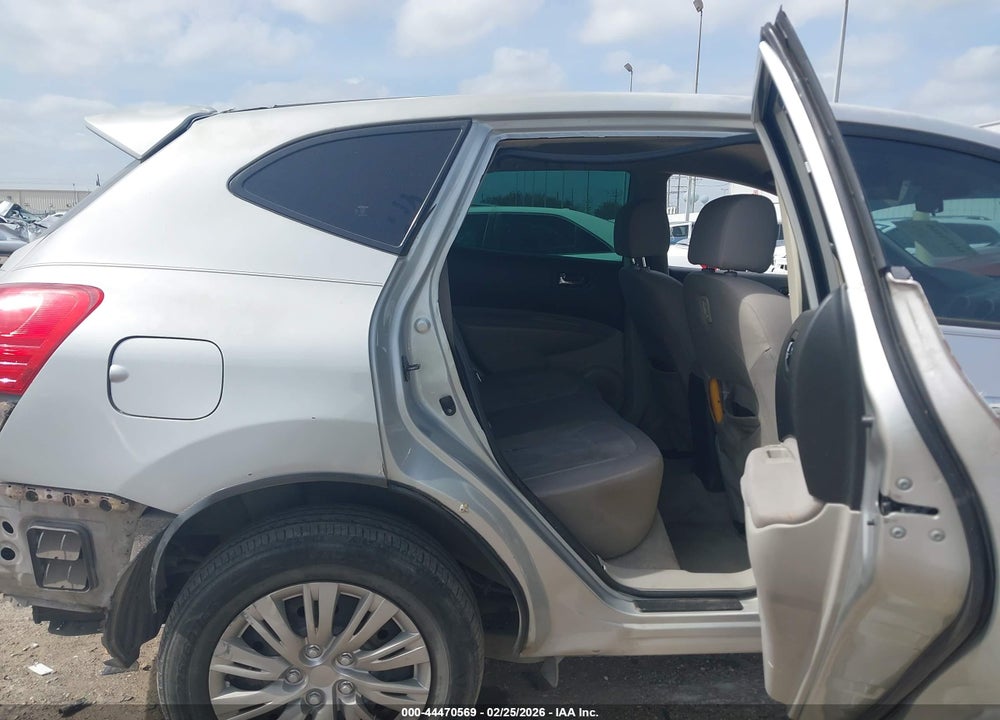 2011 NISSAN ROGUE S VIN: JN8AS5MV8BW680476