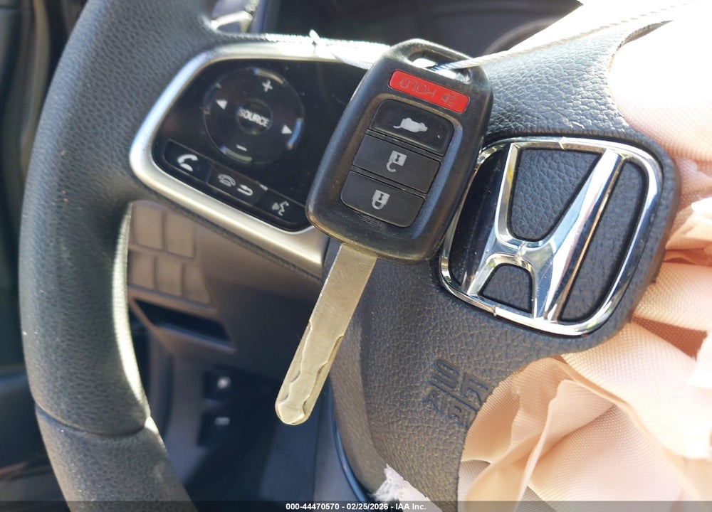 2017 HONDA CR-V LX VIN: 2HKRW5H39HH402583