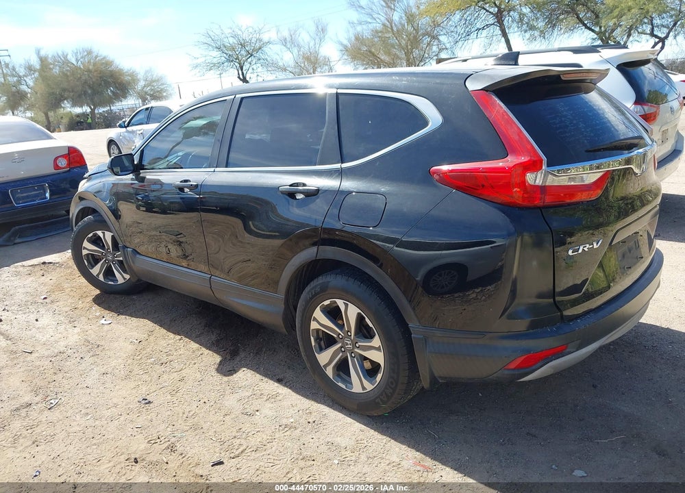 2017 HONDA CR-V LX VIN: 2HKRW5H39HH402583