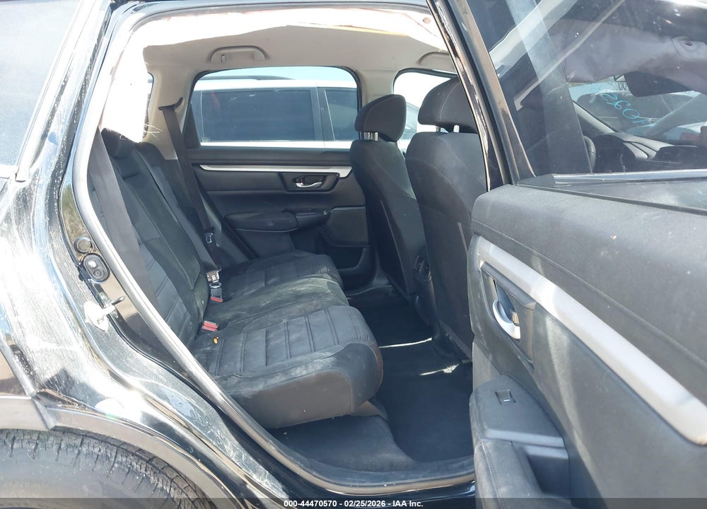 2017 HONDA CR-V LX VIN: 2HKRW5H39HH402583