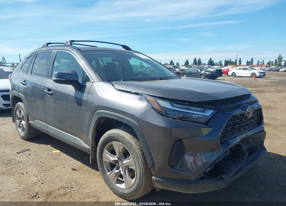 2022 TOYOTA RAV4 XLE VIN: 2T3W1RFV3NW214420