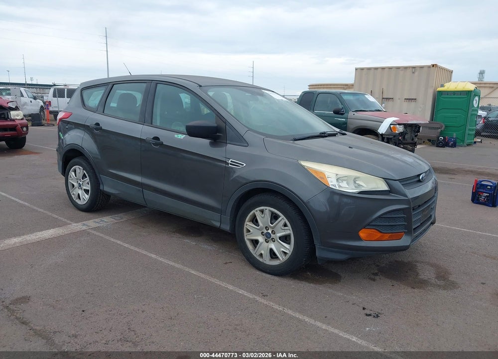 2015 FORD ESCAPE S VIN: 1FMCU0F70FUB31691