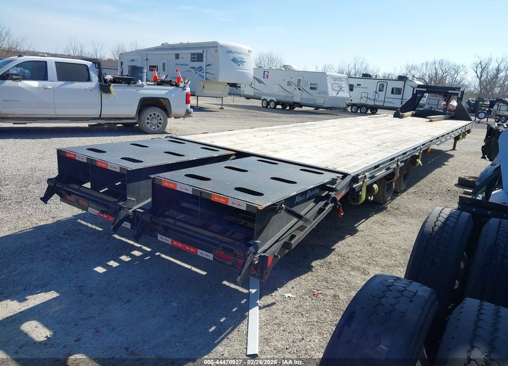2025 TRAILMAXX GOOSENECK VIN: 7WL3H402XST002283