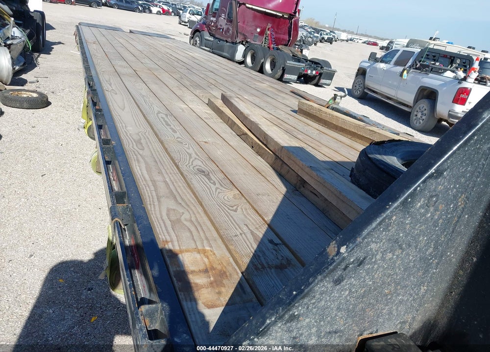 2025 TRAILMAXX GOOSENECK VIN: 7WL3H402XST002283