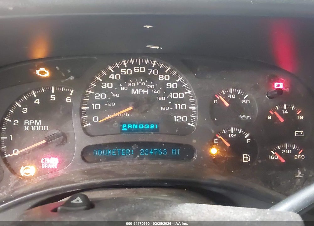2004 GMC YUKON XL 1500 SLE VIN: 1GKFK16Z94J174556