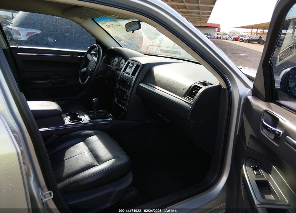 2008 CHRYSLER 300 TOURING VIN: 2C3KA53GX8H241796