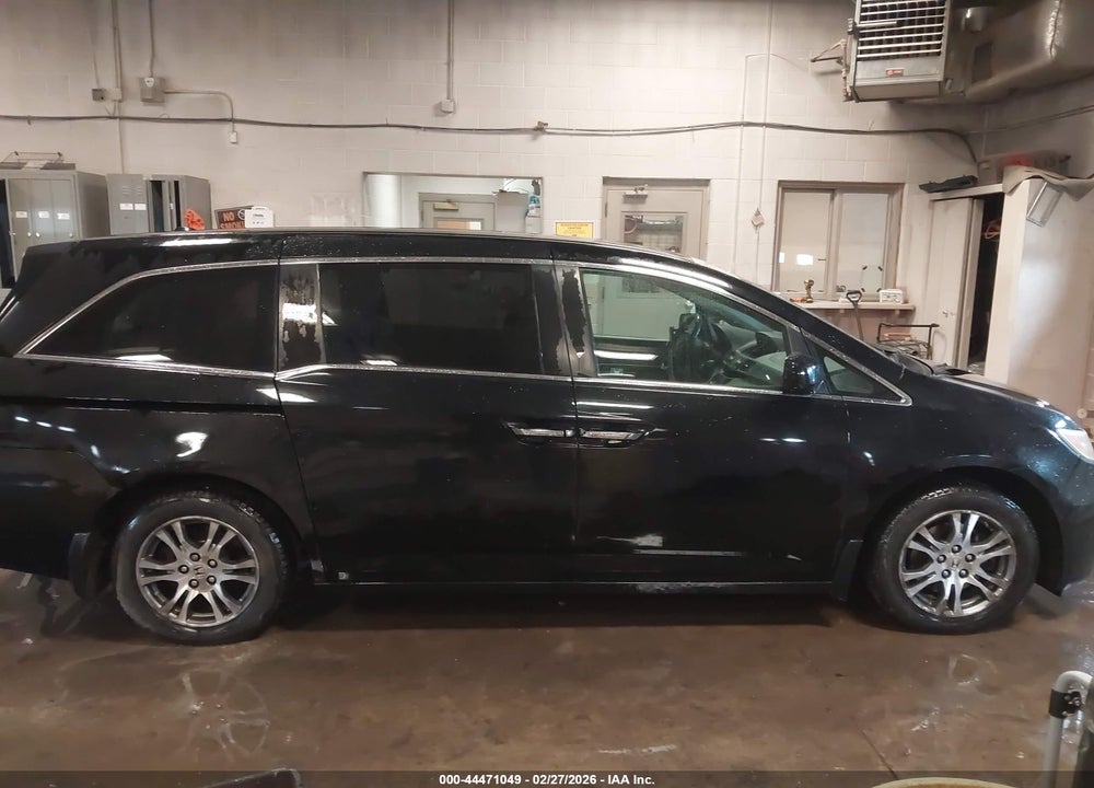 2011 HONDA ODYSSEY EX-L VIN: 5FNRL5H69BB064370