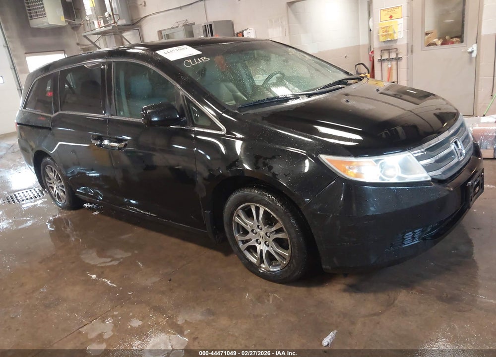 2011 HONDA ODYSSEY EX-L VIN: 5FNRL5H69BB064370