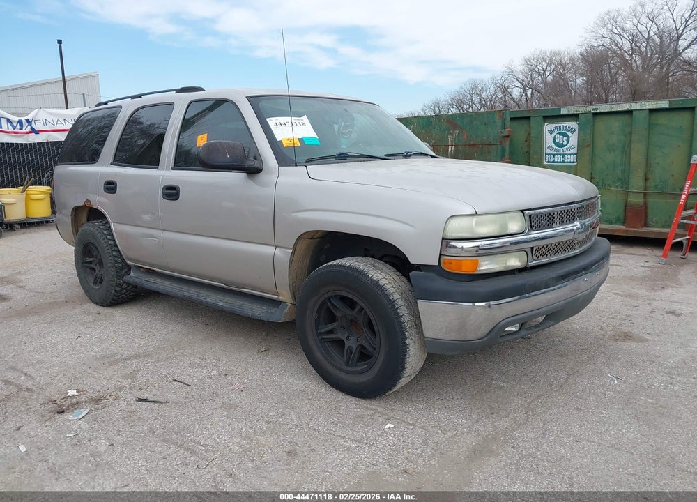 2004 CHEVROLET TAHOE LS VIN: 1GNEC13Z74J240120
