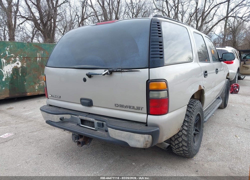 2004 CHEVROLET TAHOE LS VIN: 1GNEC13Z74J240120