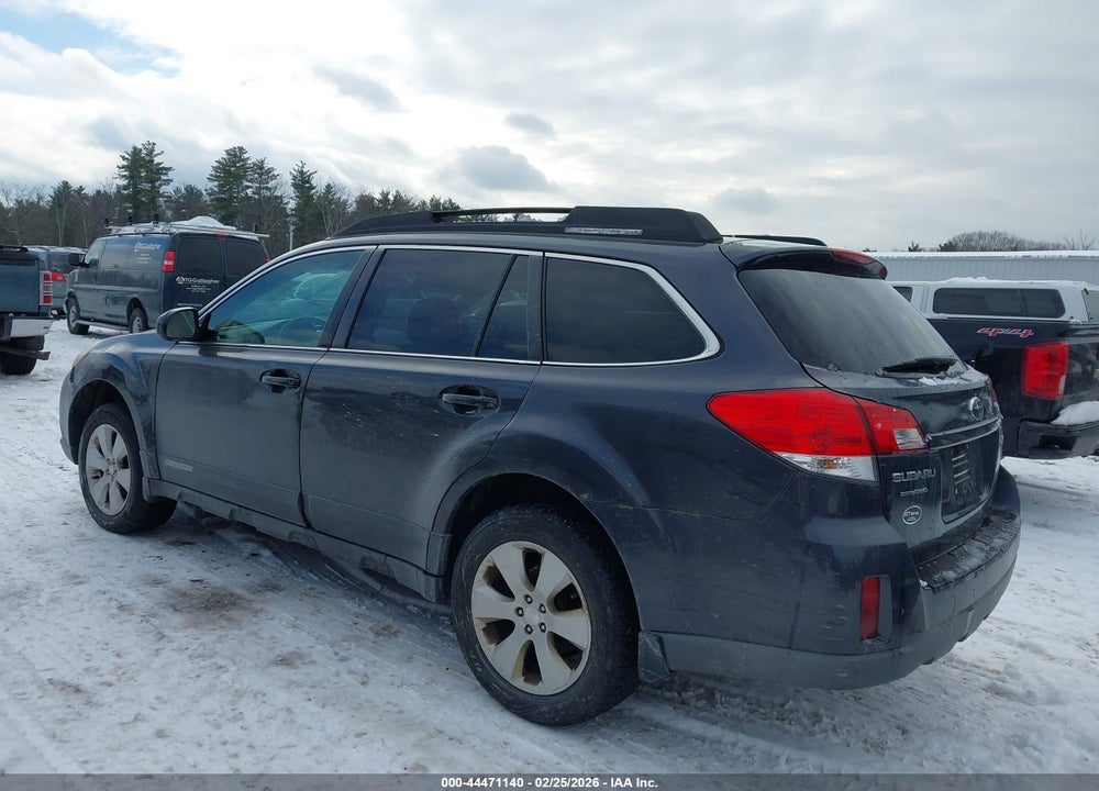 2011 SUBARU OUTBACK 2.5I PREMIUM VIN: 4S4BRBCCXB3352564