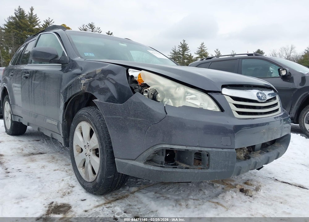 2011 SUBARU OUTBACK 2.5I PREMIUM VIN: 4S4BRBCCXB3352564