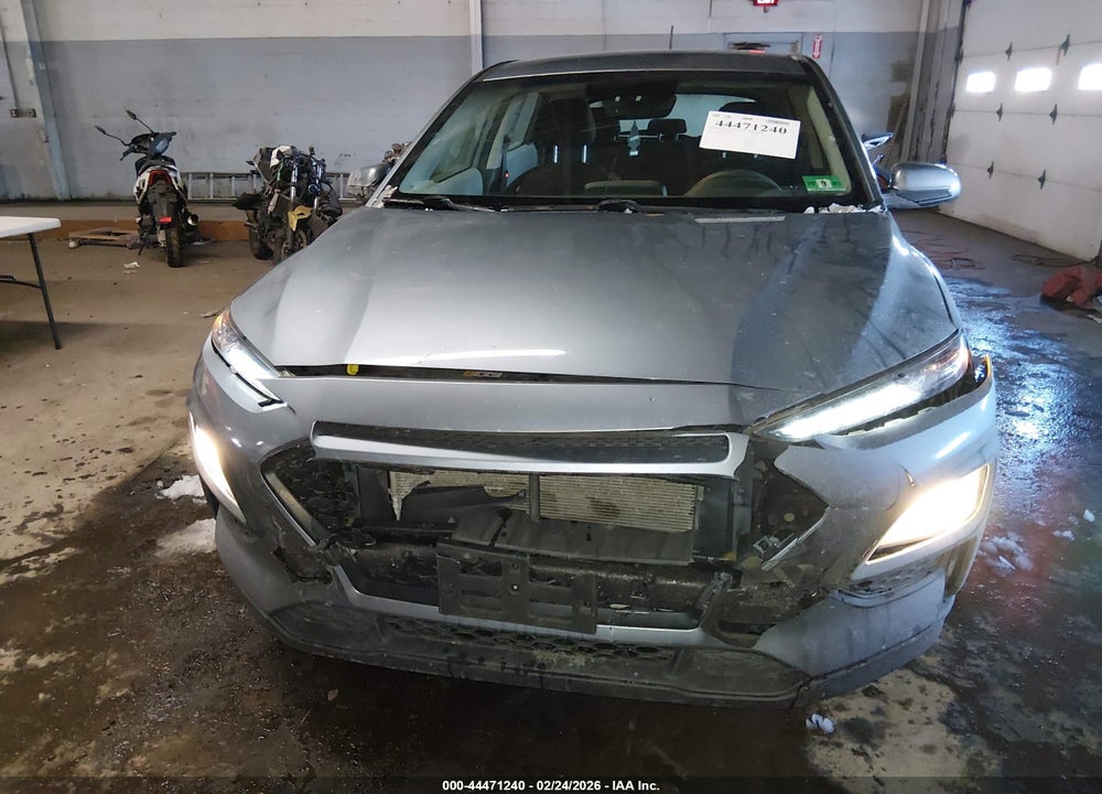 2018 HYUNDAI KONA SE VIN: KM8K1CAA8JU179280