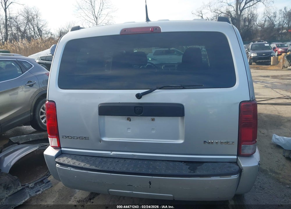 2011 DODGE NITRO HEAT VIN: 1D4PU4GK9BW529595
