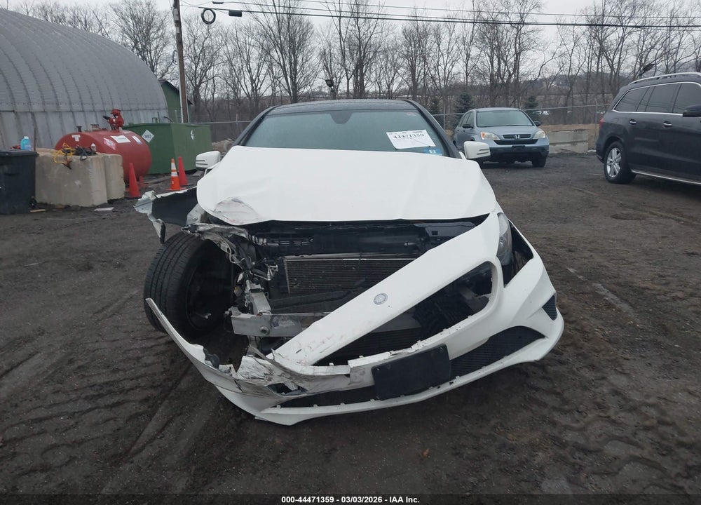 2016 MERCEDES-BENZ CLA 250 4MATIC VIN: WDDSJ4GB5GN354040