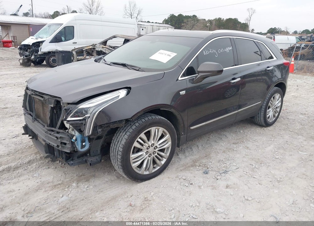 2018 CADILLAC XT5 PREMIUM LUXURY VIN: 1GYKNERS9JZ212737