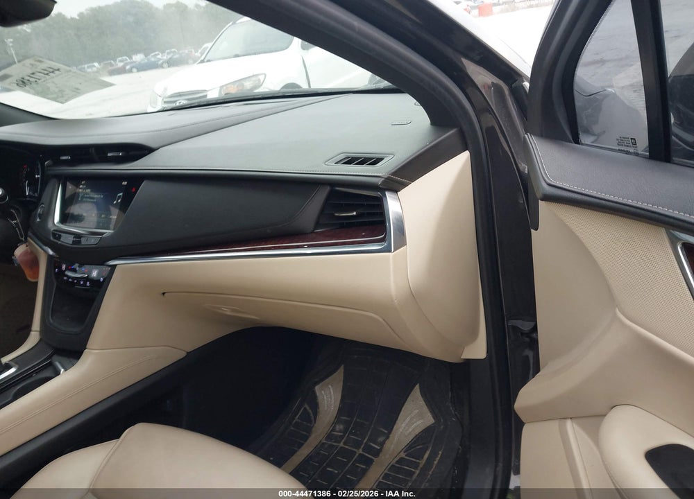 2018 CADILLAC XT5 PREMIUM LUXURY VIN: 1GYKNERS9JZ212737