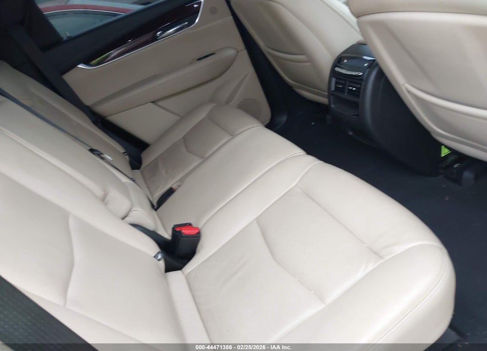 2018 CADILLAC XT5 PREMIUM LUXURY VIN: 1GYKNERS9JZ212737
