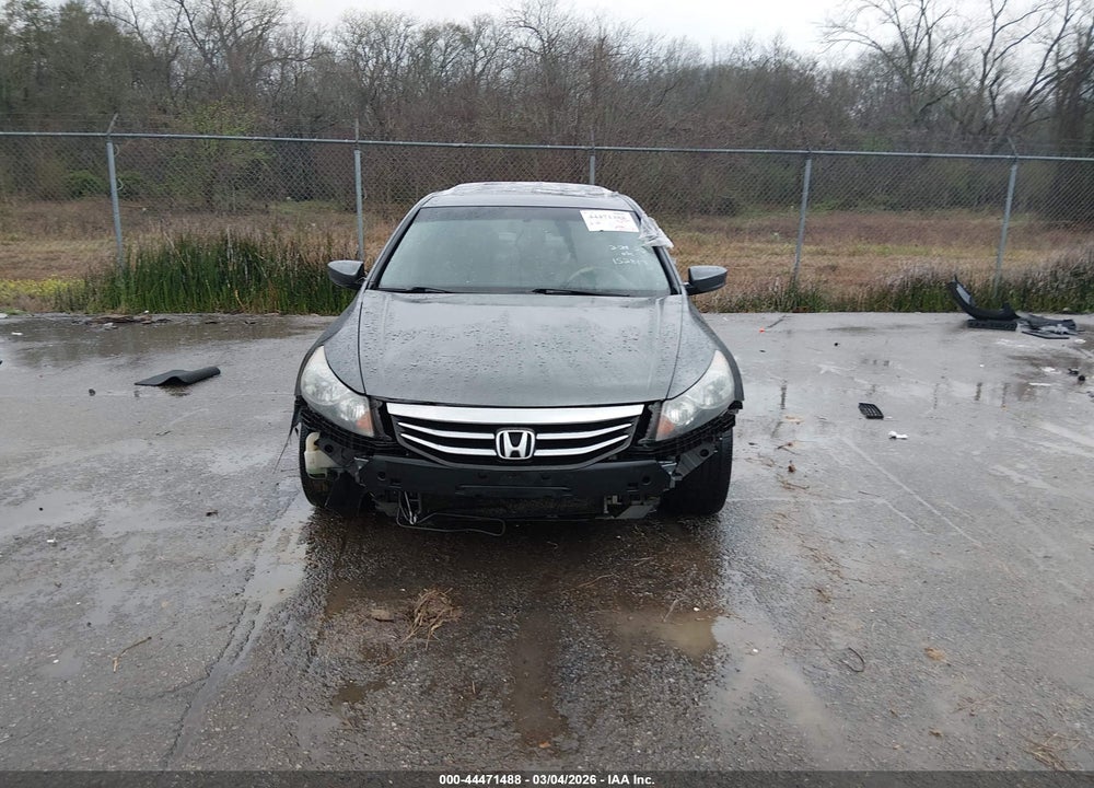 2011 HONDA ACCORD 2.4 EX-L VIN: 1HGCP2F86BA152817