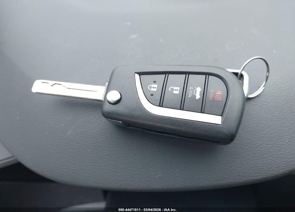 2023 TOYOTA COROLLA LE VIN: 5YFB4MDE4PP032167