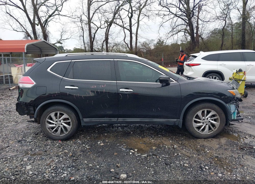 2015 NISSAN ROGUE SL VIN: 5N1AT2MT9FC773399