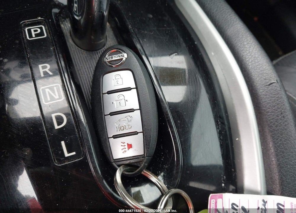 2015 NISSAN ROGUE SL VIN: 5N1AT2MT9FC773399