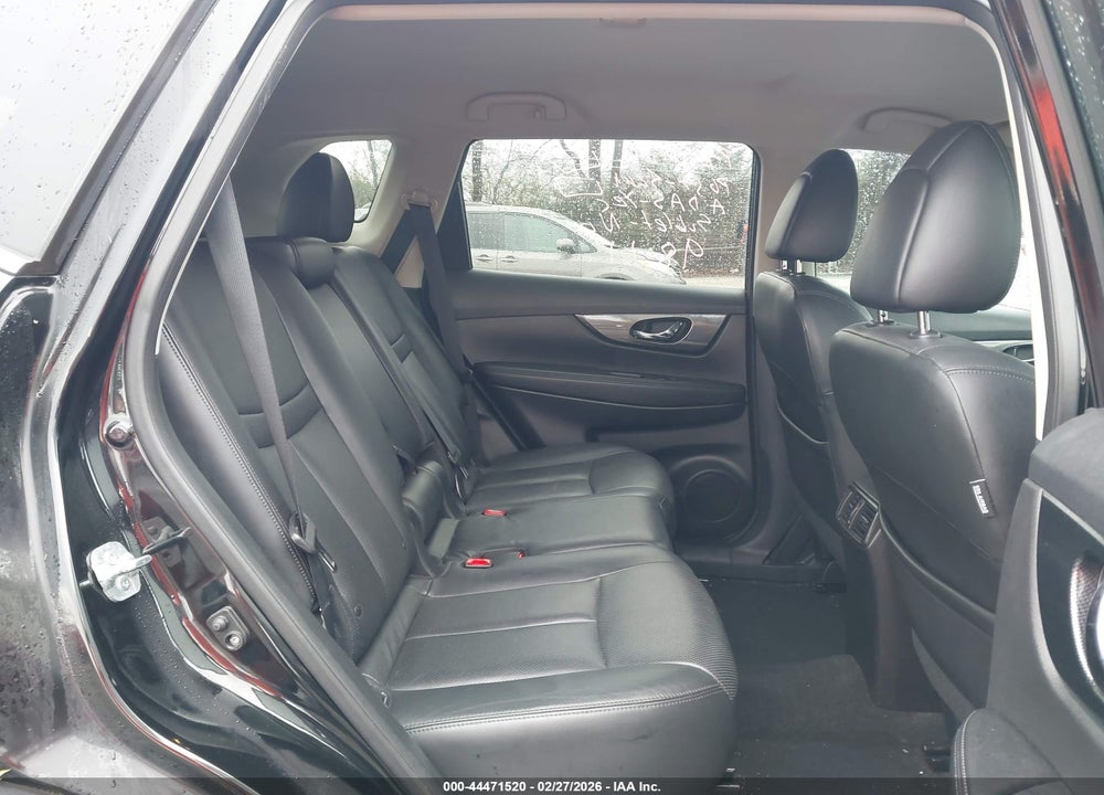 2015 NISSAN ROGUE SL VIN: 5N1AT2MT9FC773399