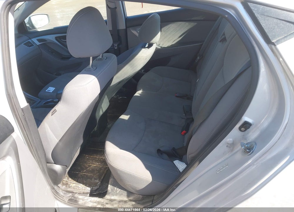 2015 HYUNDAI ELANTRA SE VIN: KMHDH4AE0FU415036