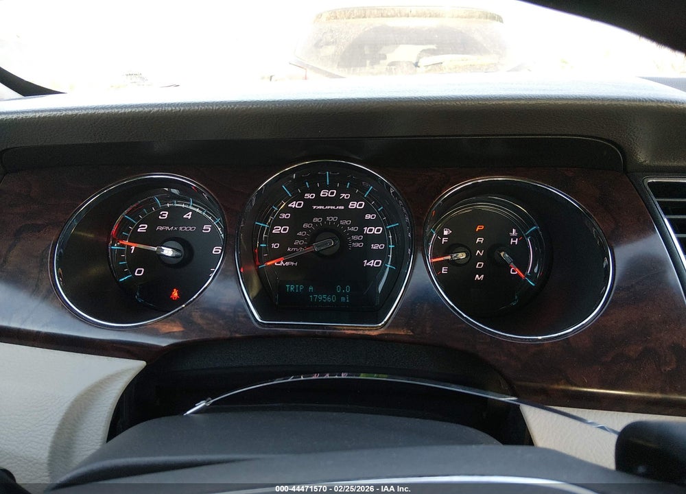 2011 FORD TAURUS LIMITED VIN: 1FAHP2FW2BG165313