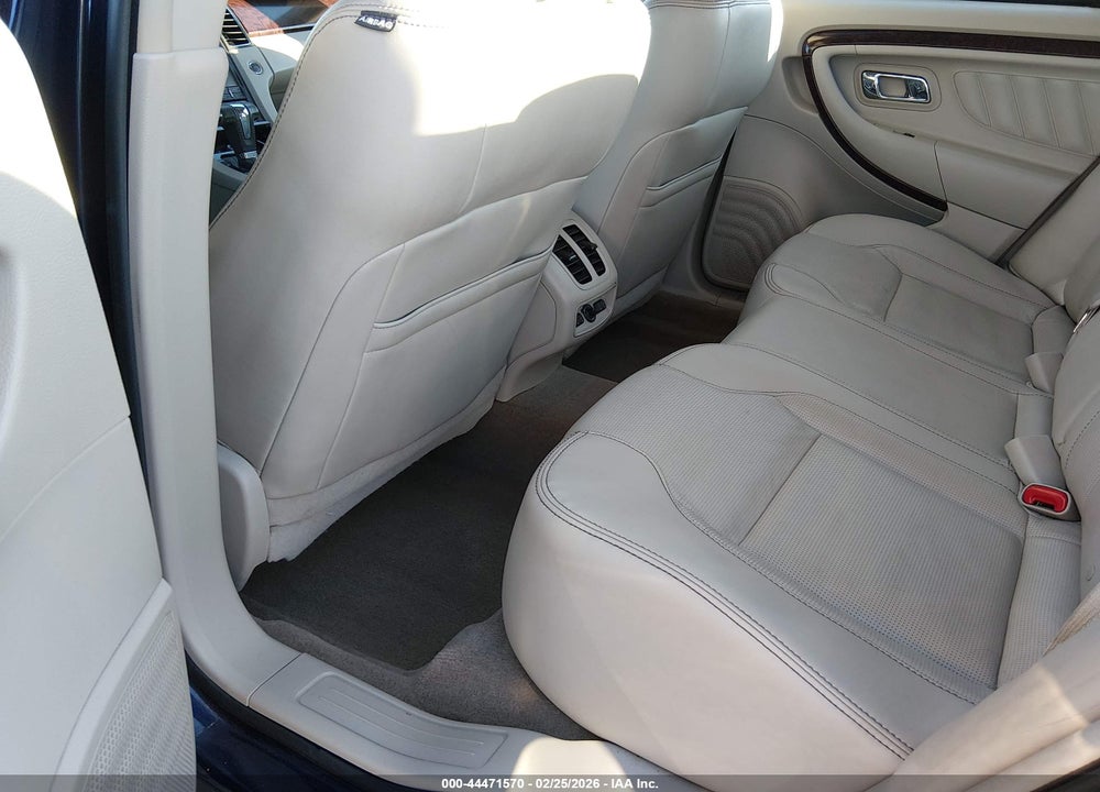 2011 FORD TAURUS LIMITED VIN: 1FAHP2FW2BG165313